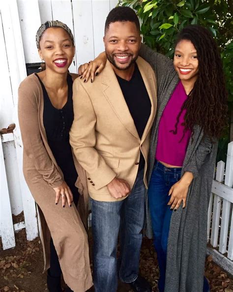 chloe x halle parents photos.